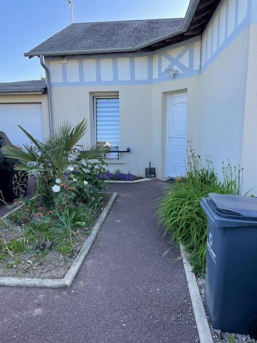 Maison De Vacances Familiale Ouistreham Eksteriør bilde